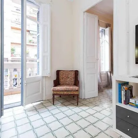 Cal Mateu 11 huéspedes Sagrada Família Apartamento Barcelona Exterior foto